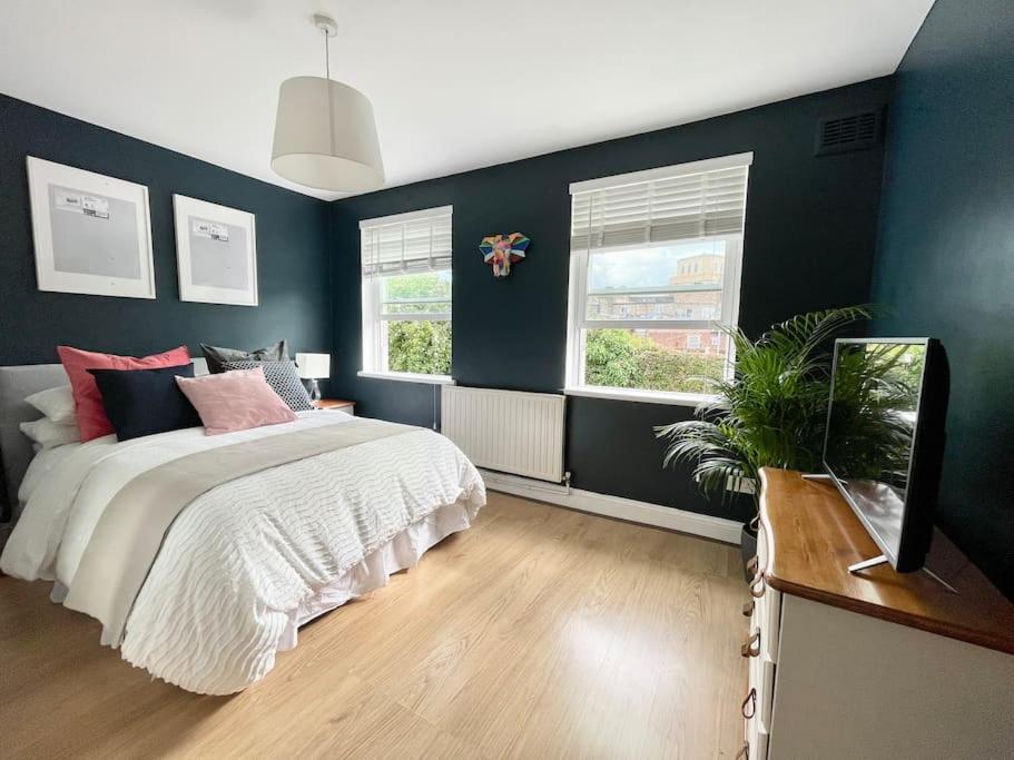 *New* Beautiful 2 Bedroom House In Central Location Londra Dış mekan fotoğraf